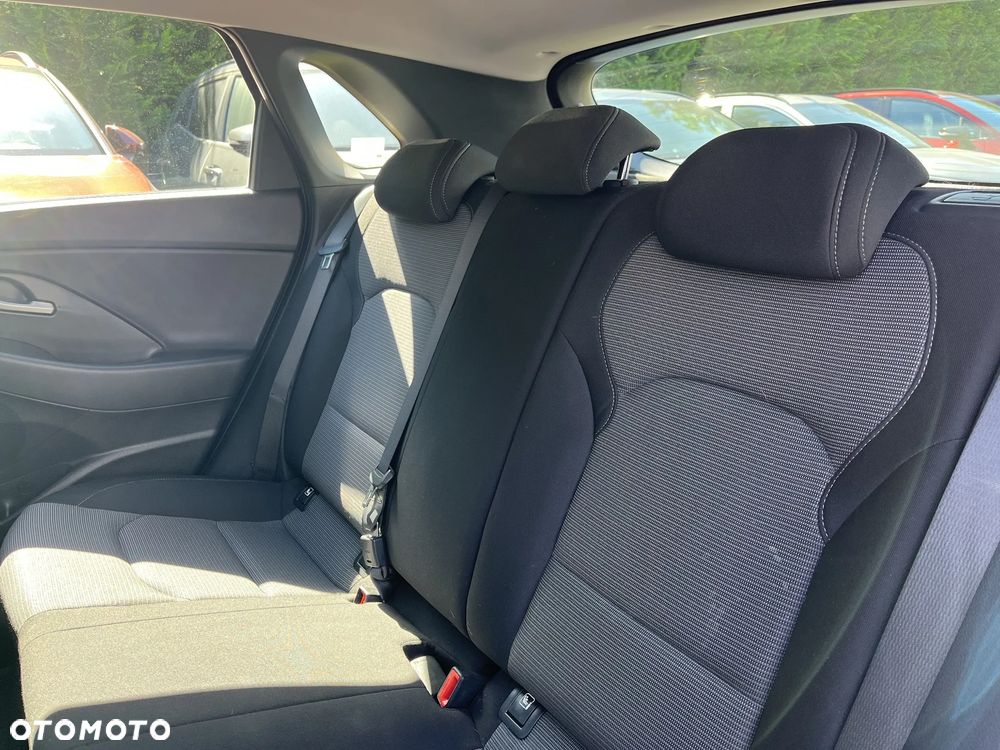 Hyundai i30 1.4 Classic + - 16