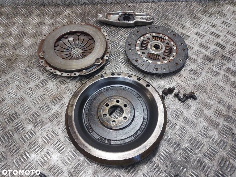 SPRZĘGŁO TARCZA + DOCISK + ŁOŻYSKO KOŁO ZAMACHOWE LEON I 1.9 TDI 037105273C - 8