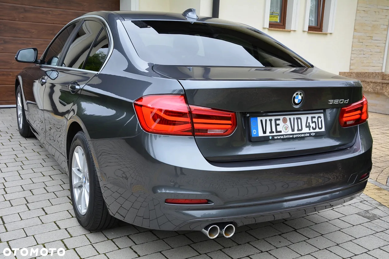 BMW Seria 3 320d - 14