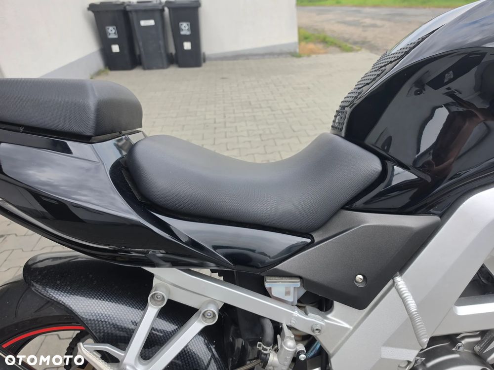 Suzuki SV - 22
