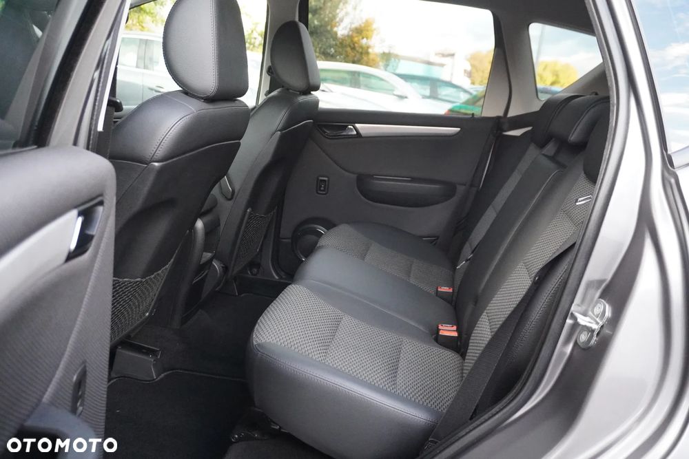 Mercedes-Benz Klasa A 180 CDI Avantgarde - 36