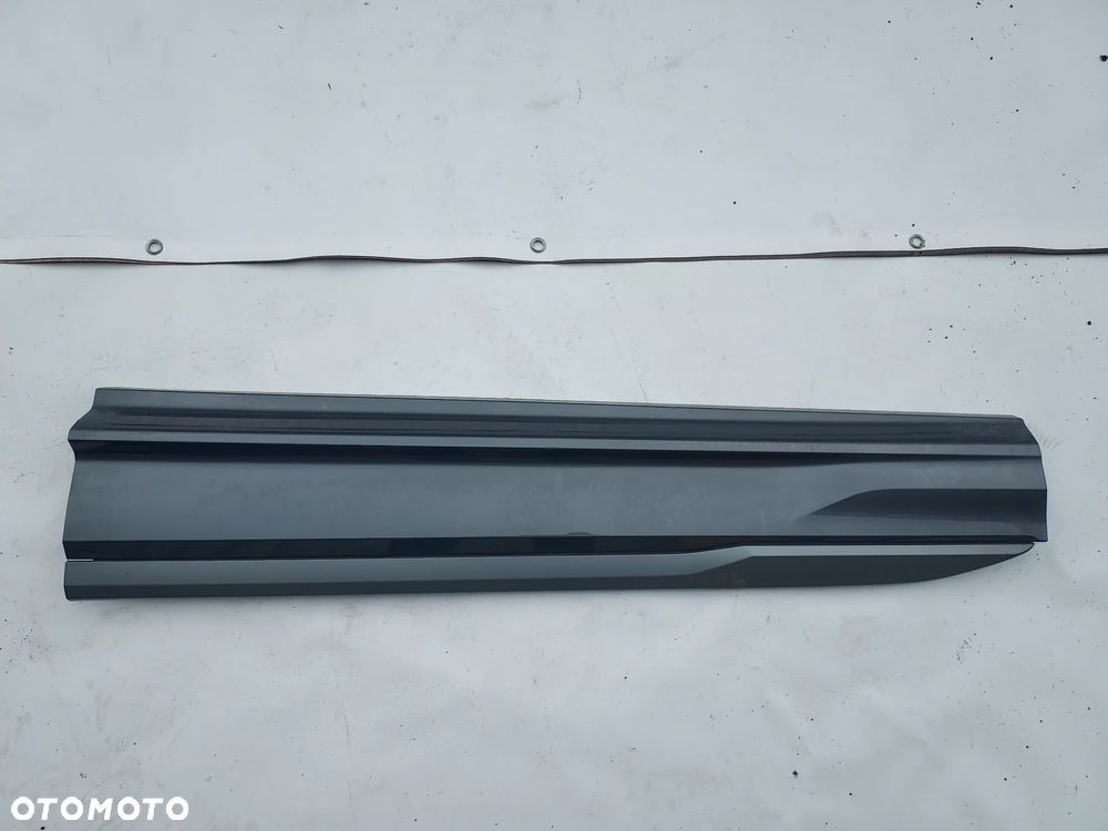 Listwa Lewa przednia Q7 II 4M0853959N