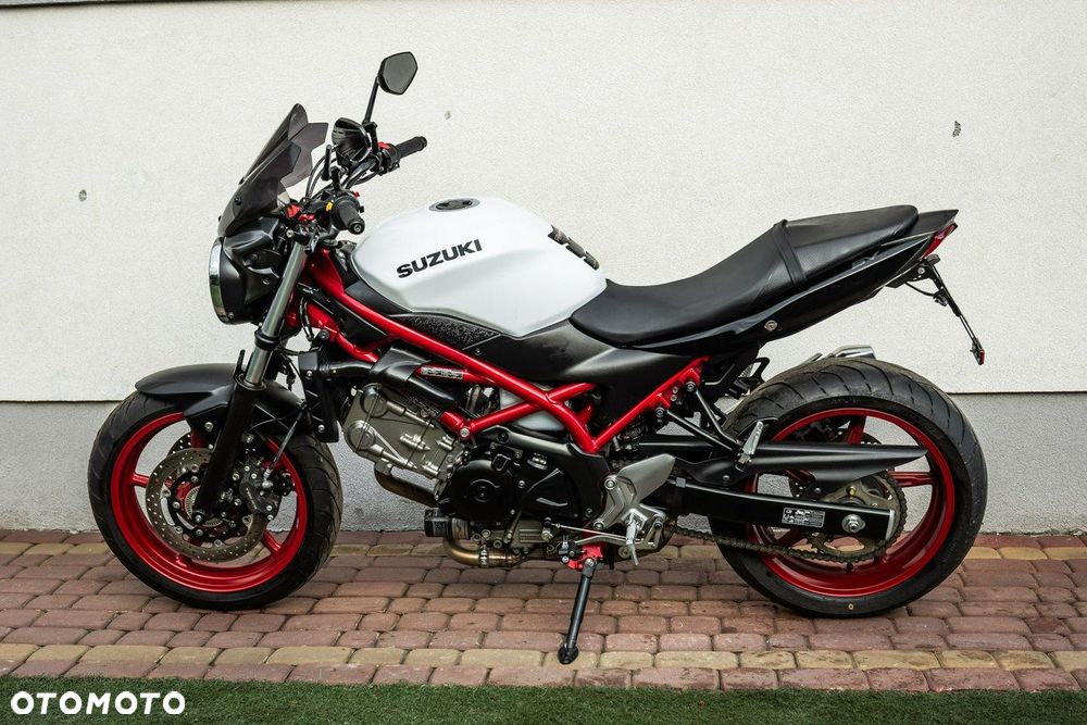 Suzuki SV - 6