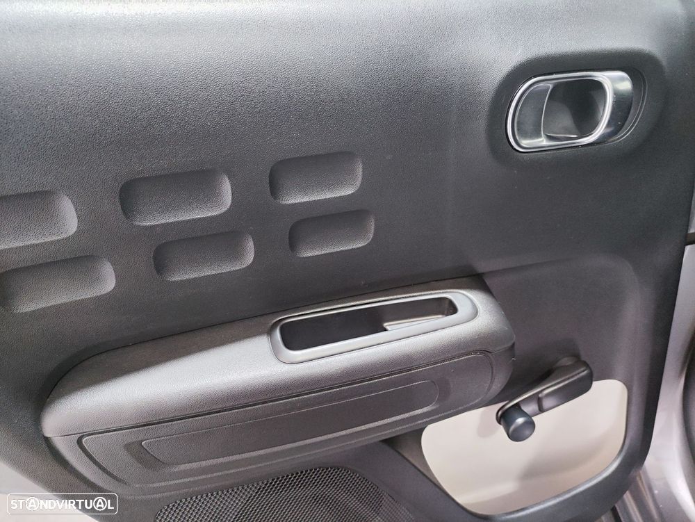 Citroën C3 1.2 PureTech Plus - 26