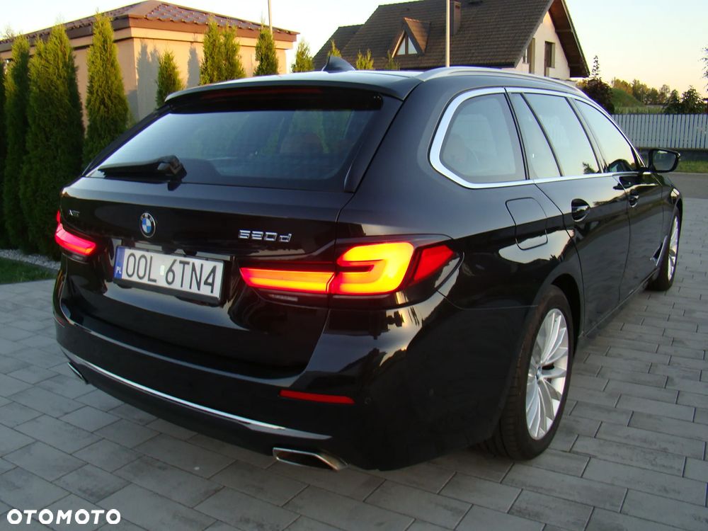 BMW Seria 5 520d xDrive mHEV Luxury Line sport - 11