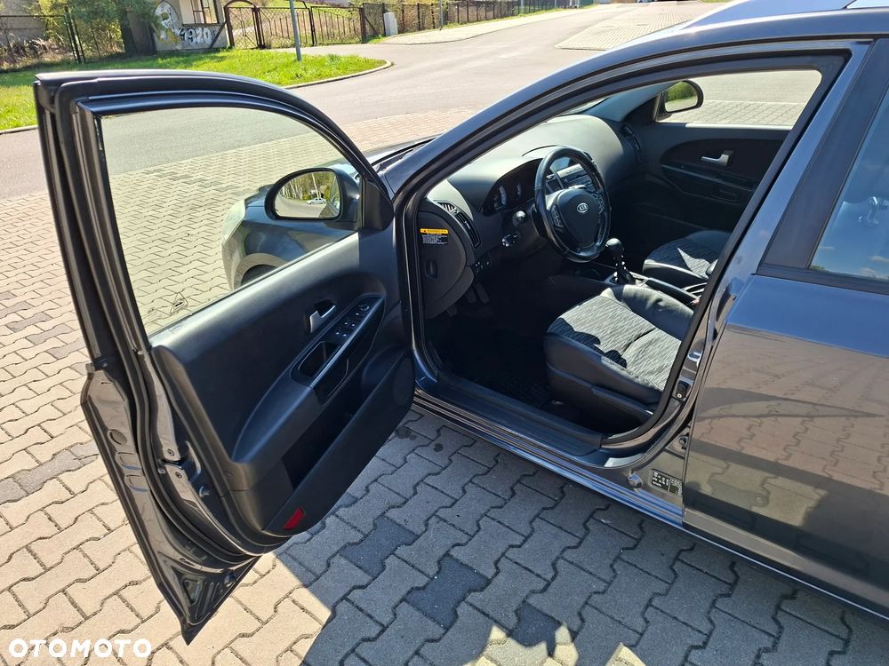Kia Ceed 1.6 Optimum - 10