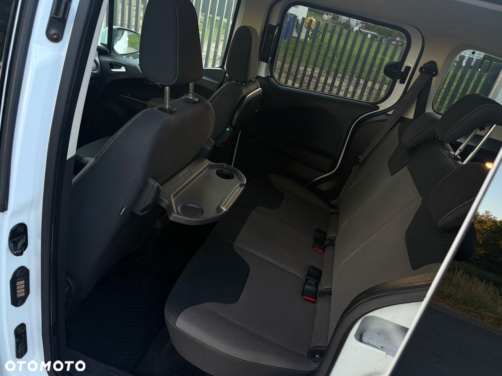 Ford Tourneo Courier 1.0 EcoBoost Titanium - 16