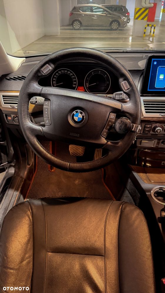 BMW Seria 7 730d - 24