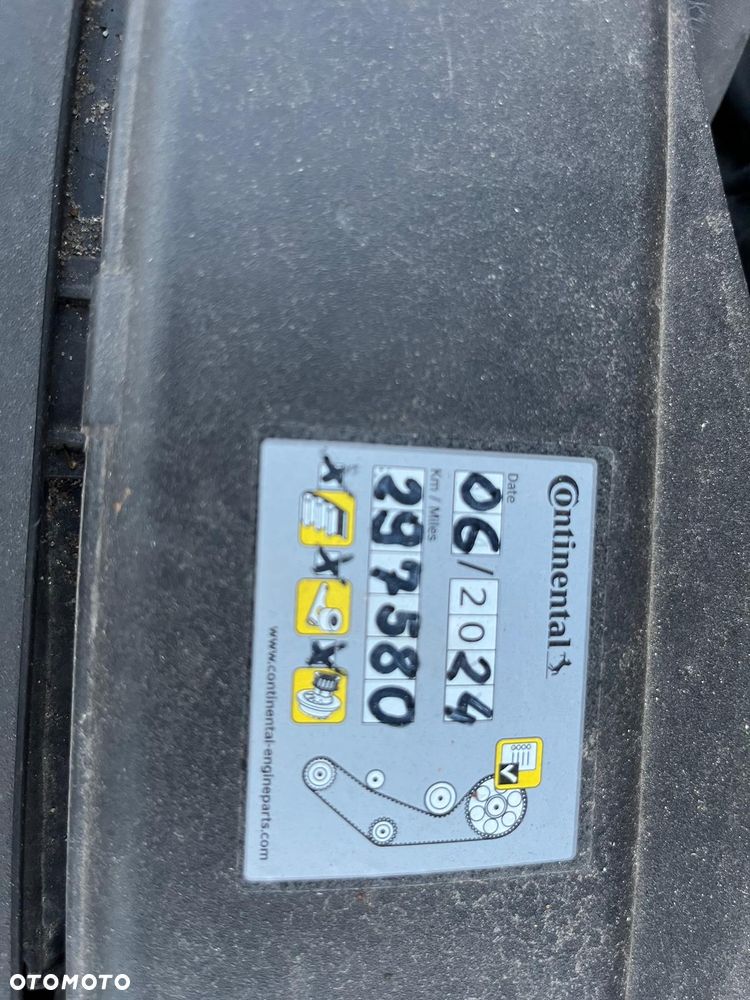 Volkswagen Passat 2.0 TDI (BlueMotion Technology) DSG Comfortline - 22