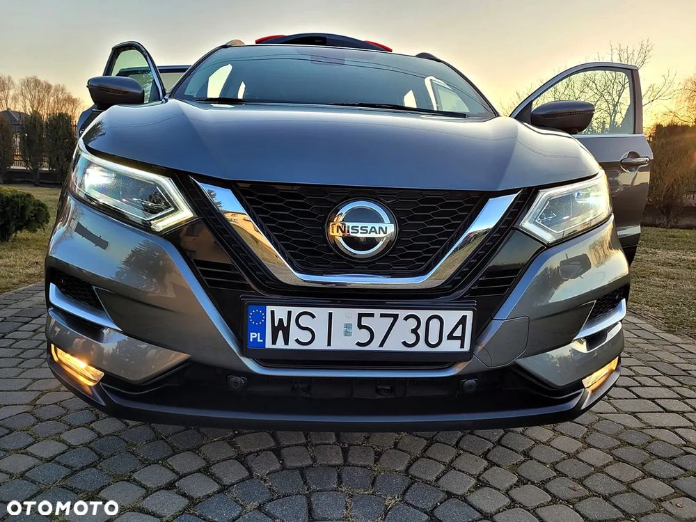 Nissan Qashqai 1.5 dCi DCT TEKNA - 2