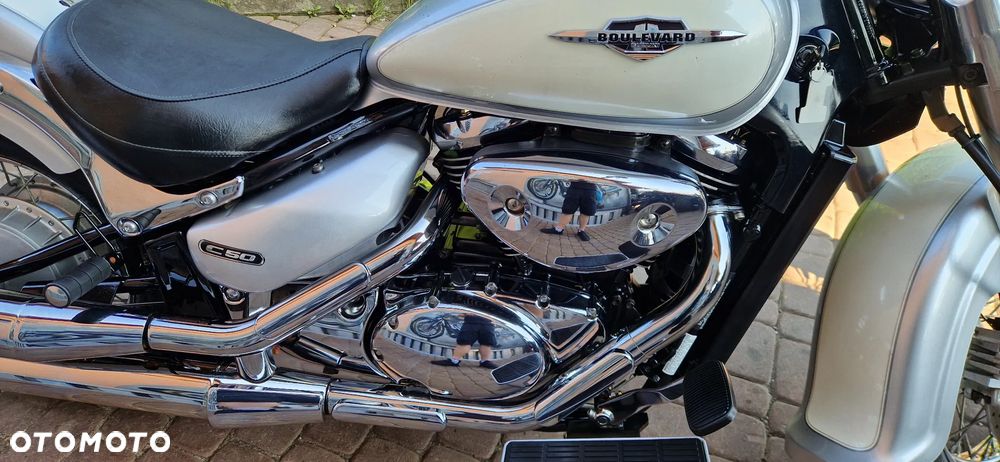 Suzuki VL 800 Volusia - Boulevard C50 - 14