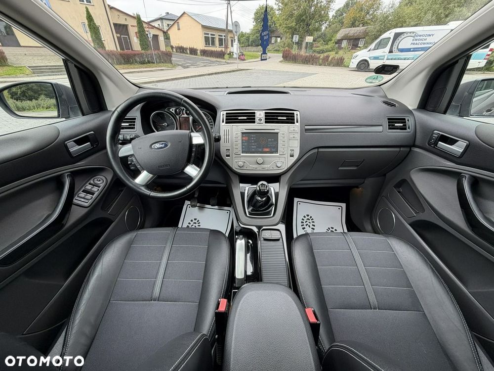 Ford Kuga - 14
