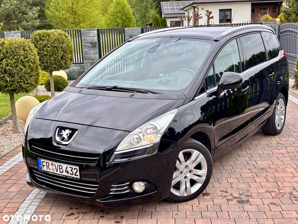 Peugeot 5008 - 8