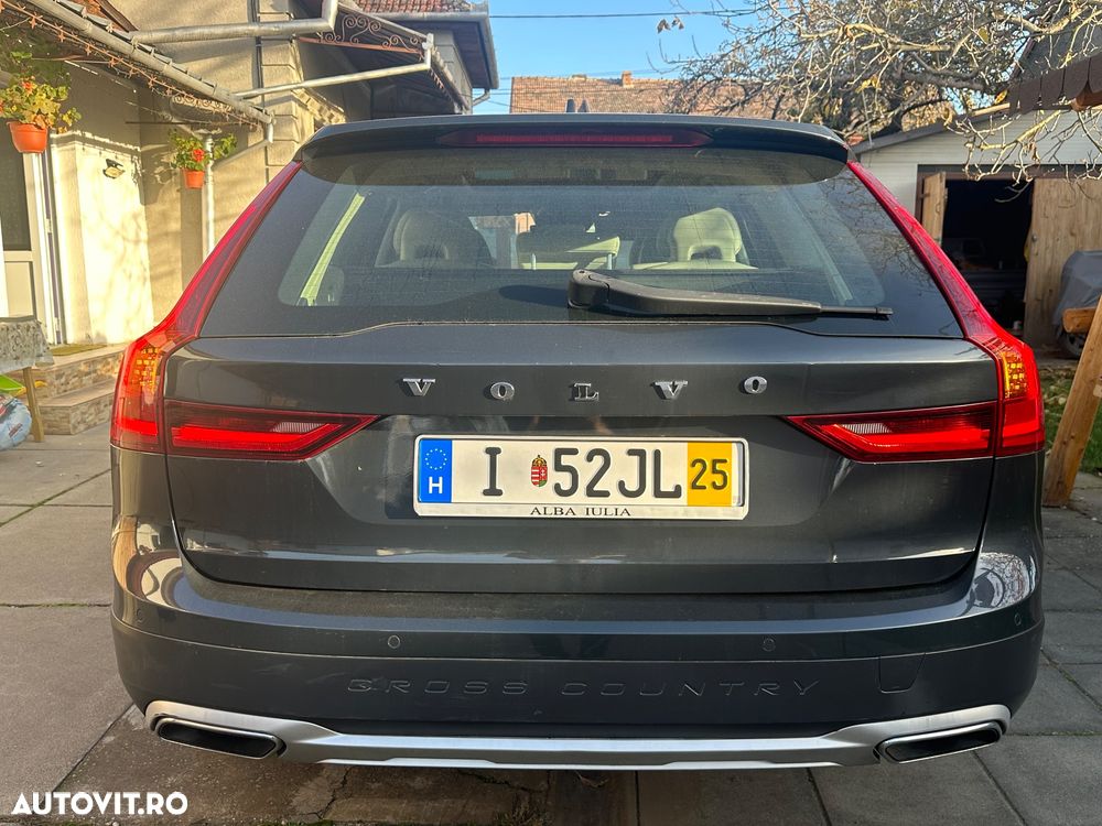 Volvo V90 Cross Country D4 AWD Geartronic - 5