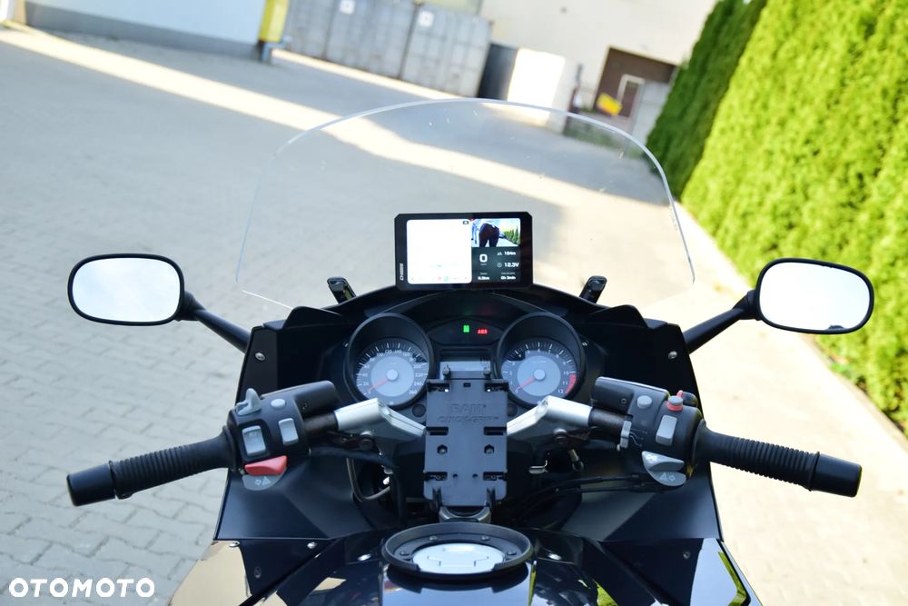 BMW K - 9