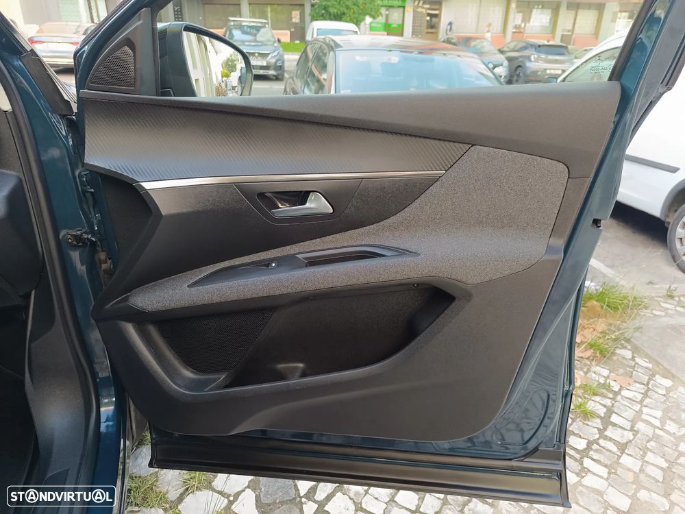 Peugeot 3008 PureTech 130 Stop & Start GPF EAT8 Active Pack - 35