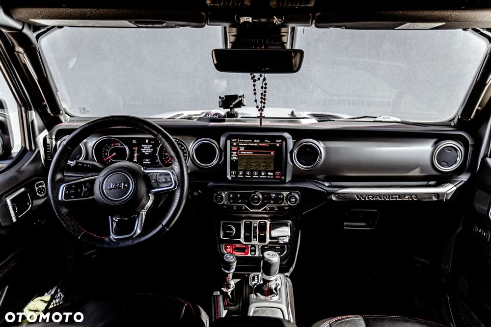 Jeep Wrangler - 36