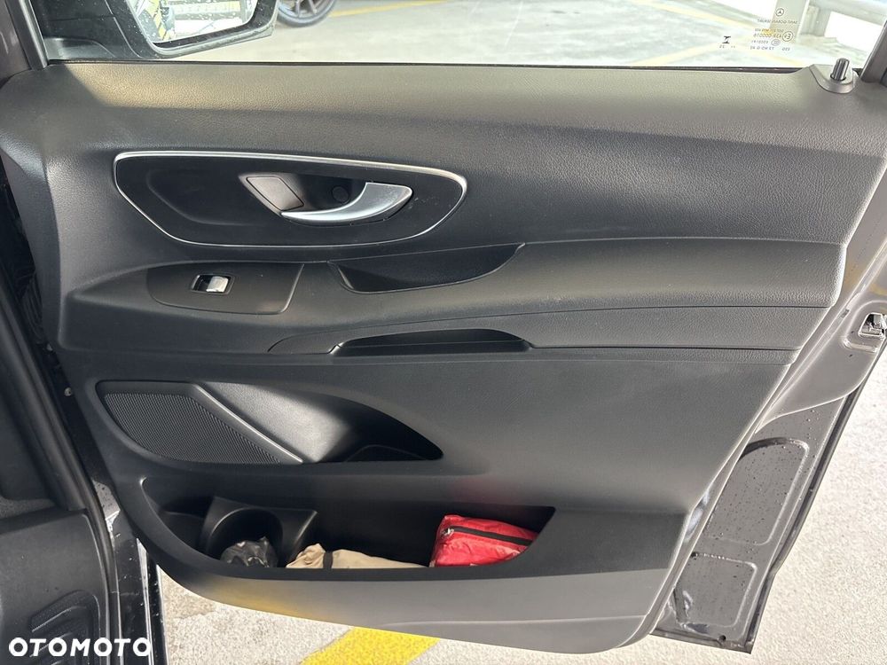 Mercedes-Benz Vito - 21