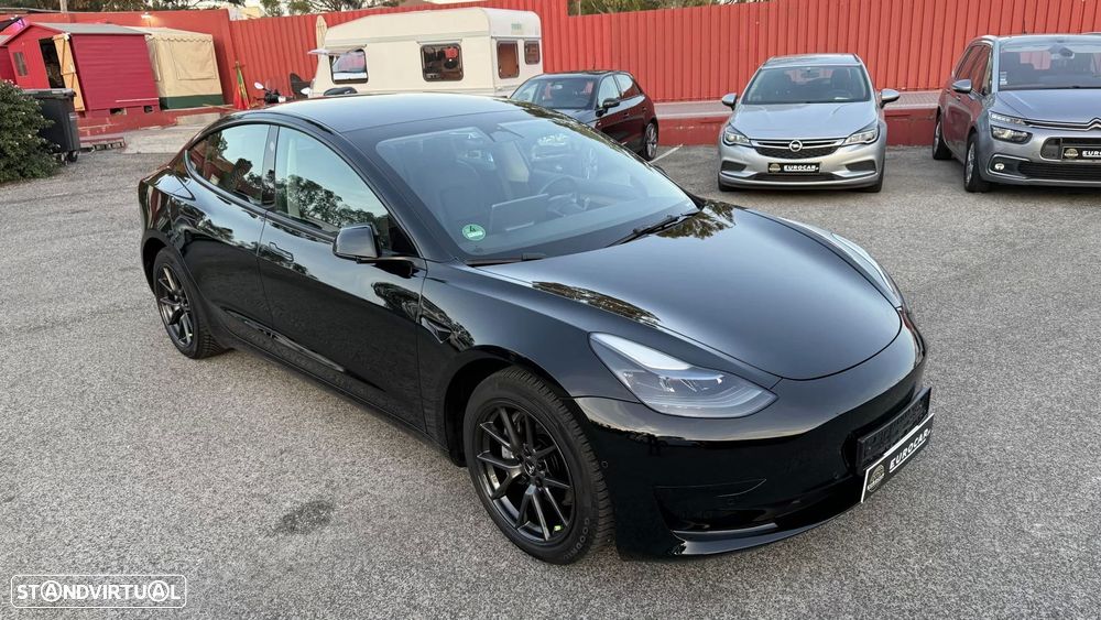 Tesla Model 3 Standard Range Plus RWD - 1