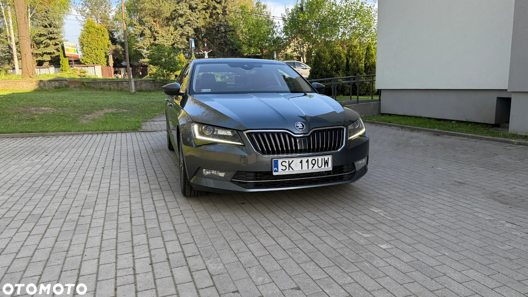 Skoda Superb 2.0 TDI 4x4 L&K DSG - 8