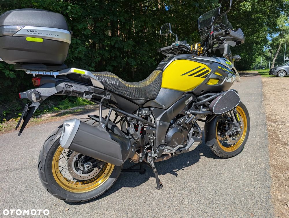 Suzuki V-STROM - 5