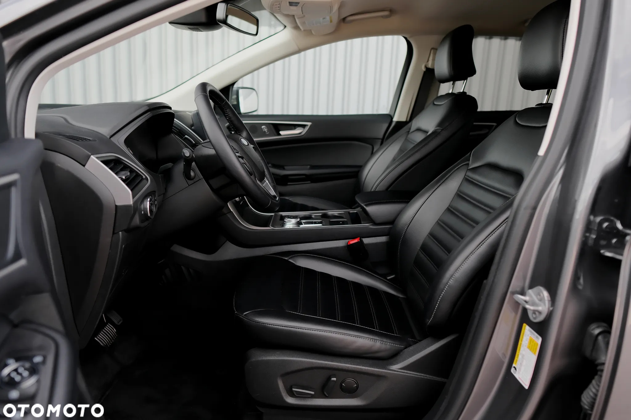 Ford Edge - 36
