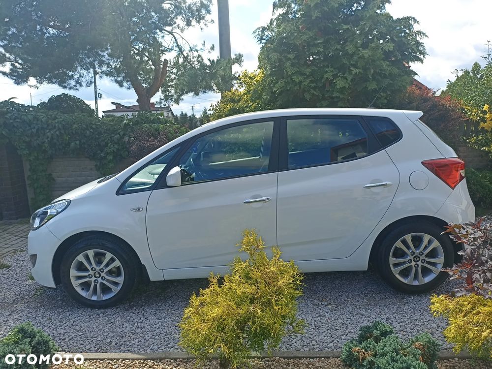 Hyundai ix20 - 12
