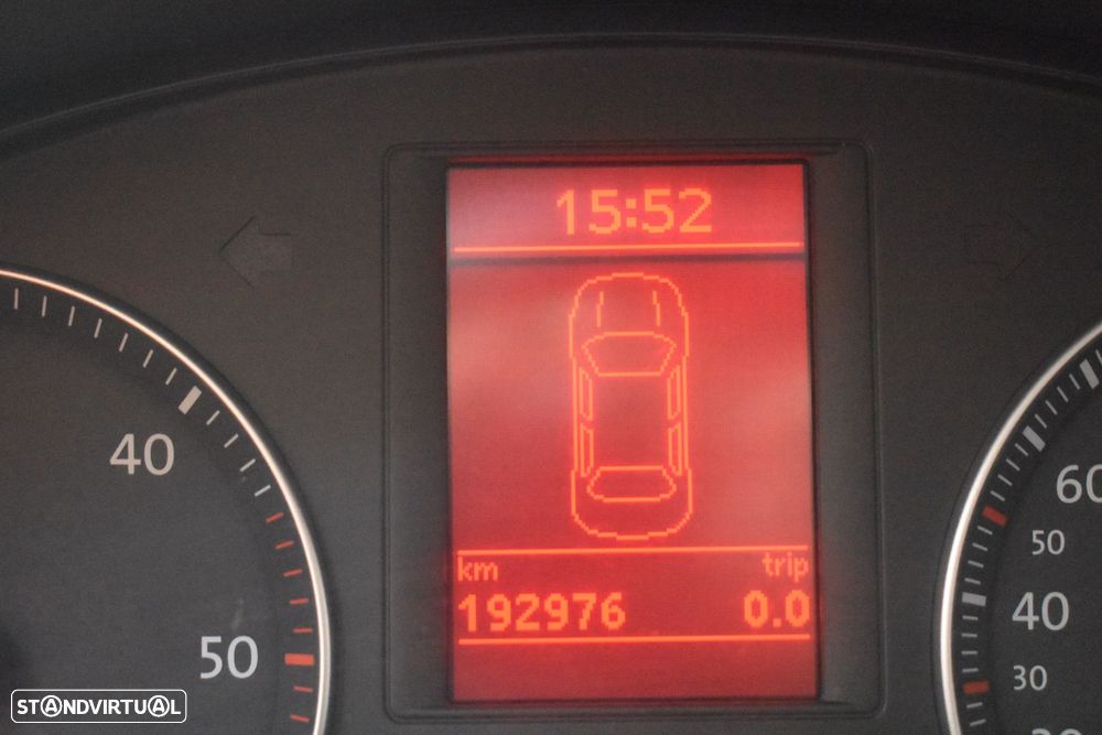 VW Jetta 1.9 TDi BlueM. Confortline - 28