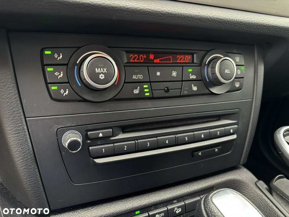 BMW X1 xDrive20d - 17