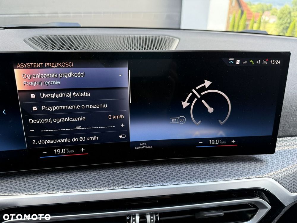 BMW Seria 3 320d xDrive M Sport Shadow sport - 28