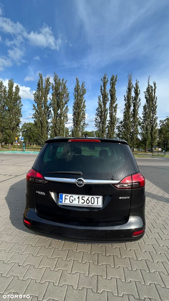 Opel Zafira - 10