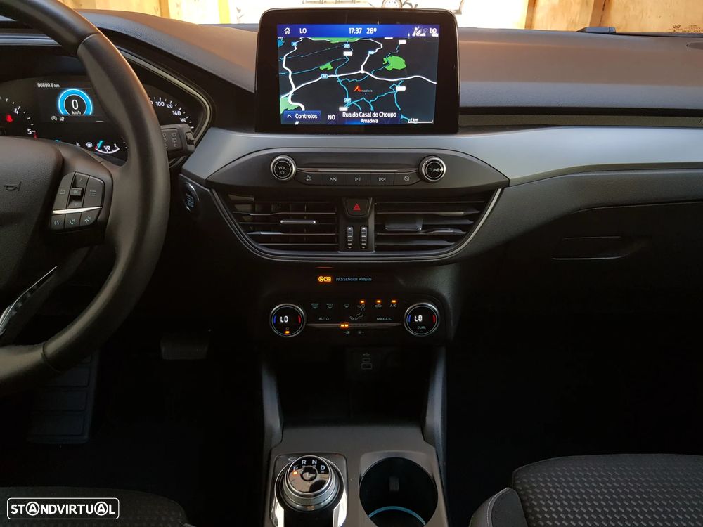 Ford Focus 1.5 TDCi ECOBlue Connected Aut. - 17