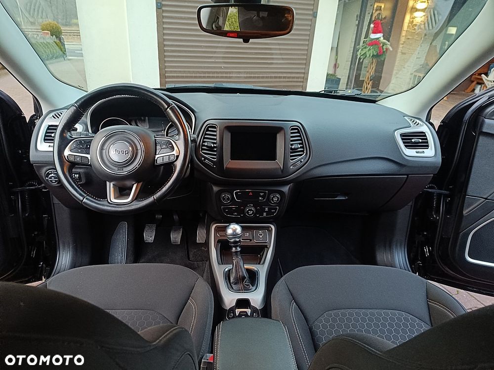 Jeep Compass 1.3 TMair Longitude FWD S&S - 16