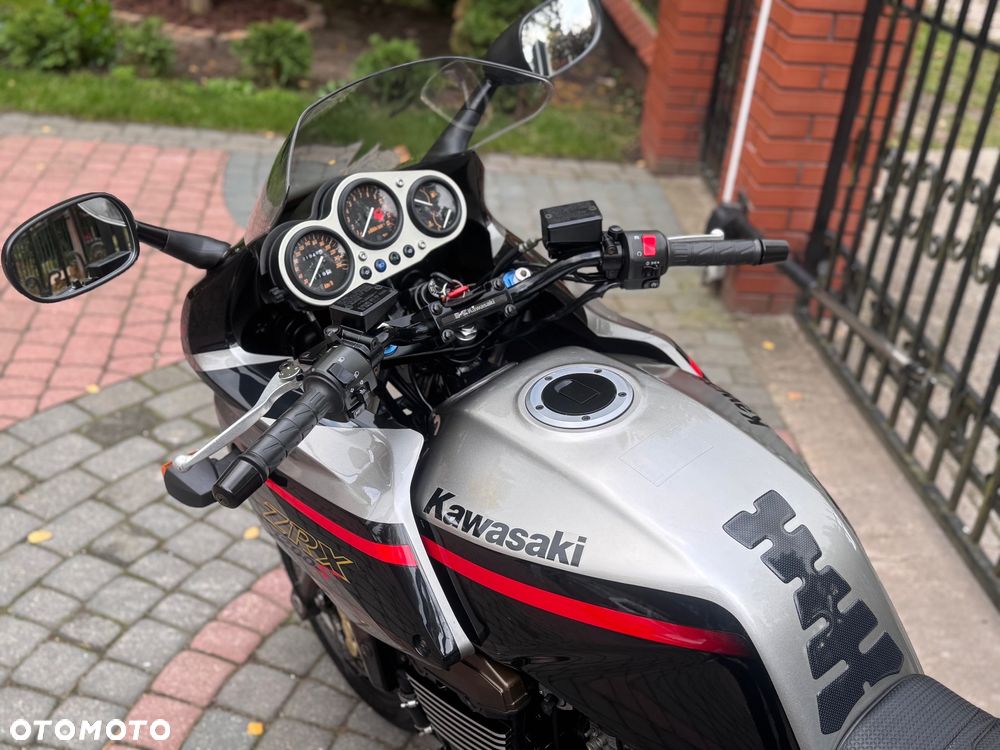 Kawasaki ZXR - 15