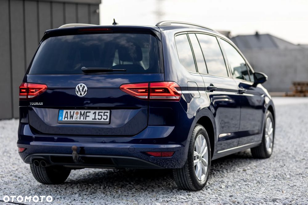 Volkswagen Touran 2.0 TDI SCR (BlueMotion Technology) DSG Comfortline - 9