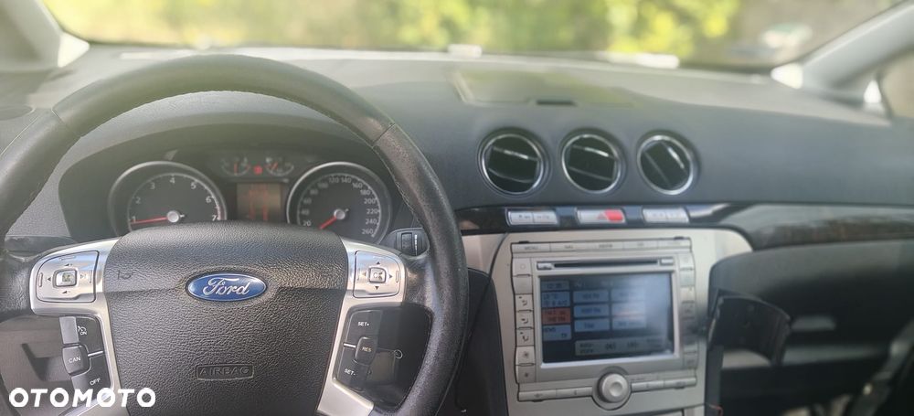 Ford Galaxy 2.0 TDCi Platinium X - 13