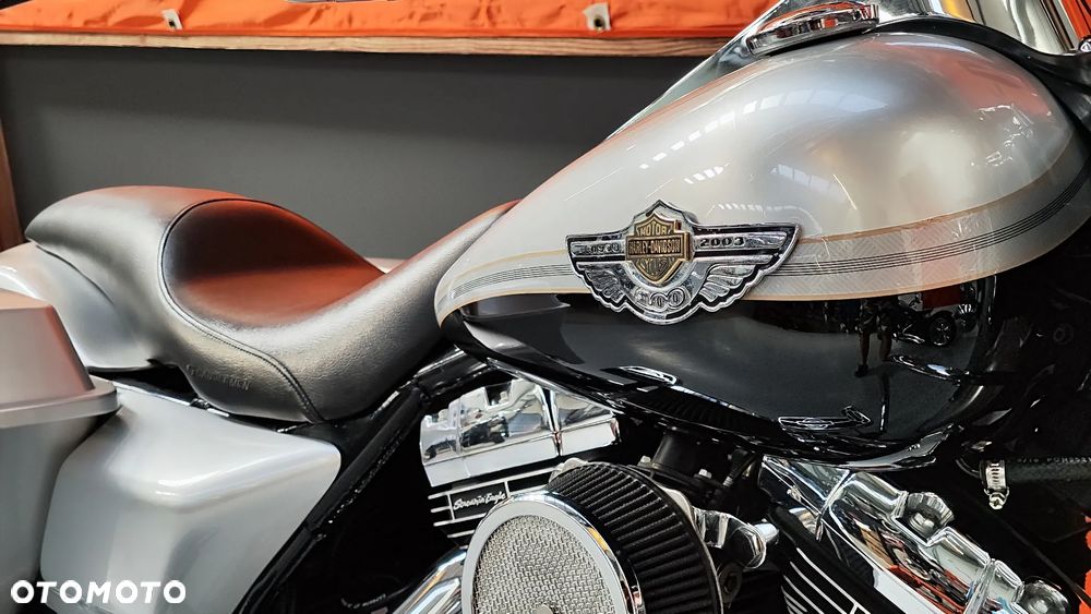 Harley-Davidson Touring Road King - 16