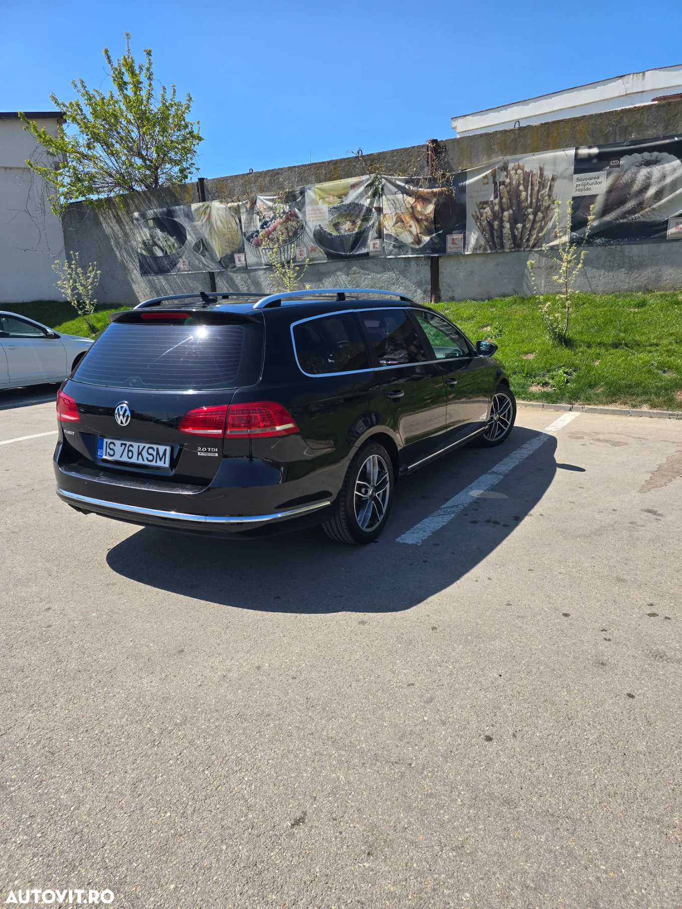 Volkswagen Passat Variant 2.0 TDI Blue TDI DSG Comfortline - 4