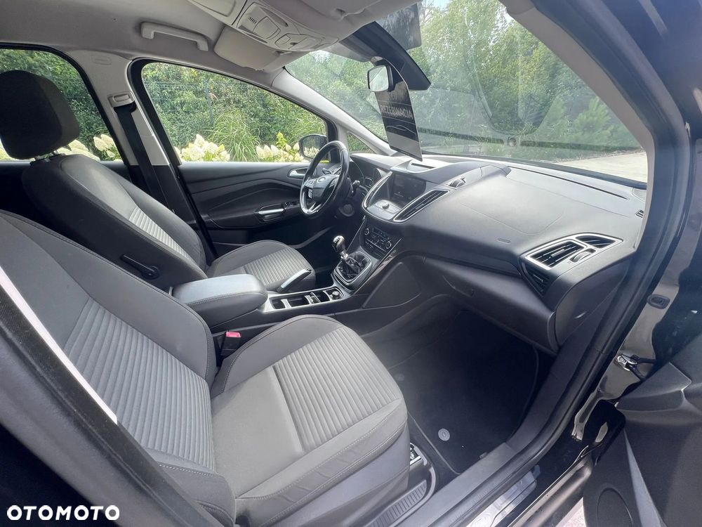 Ford C-MAX - 11