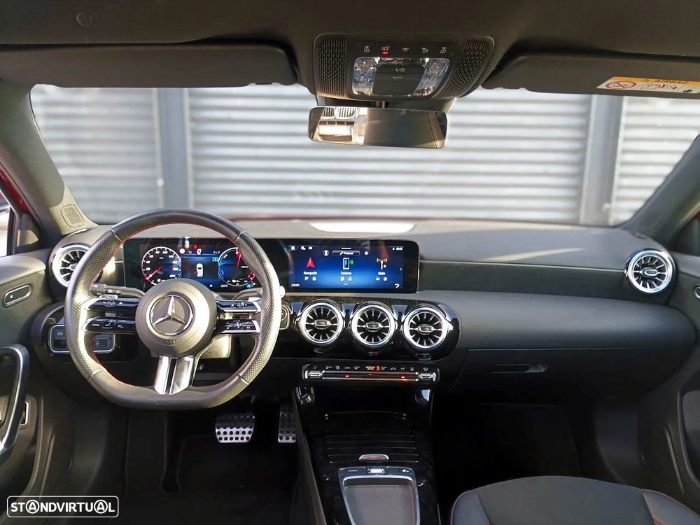 Mercedes-Benz A 250 e 8G-DCT AMG Line Advanced Plus - 3