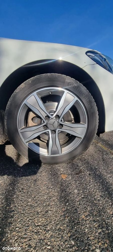 Mercedes-Benz Klasa C 180 d - 10