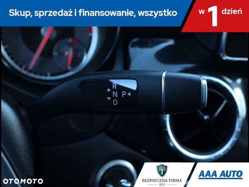 Mercedes-Benz CLA - 17