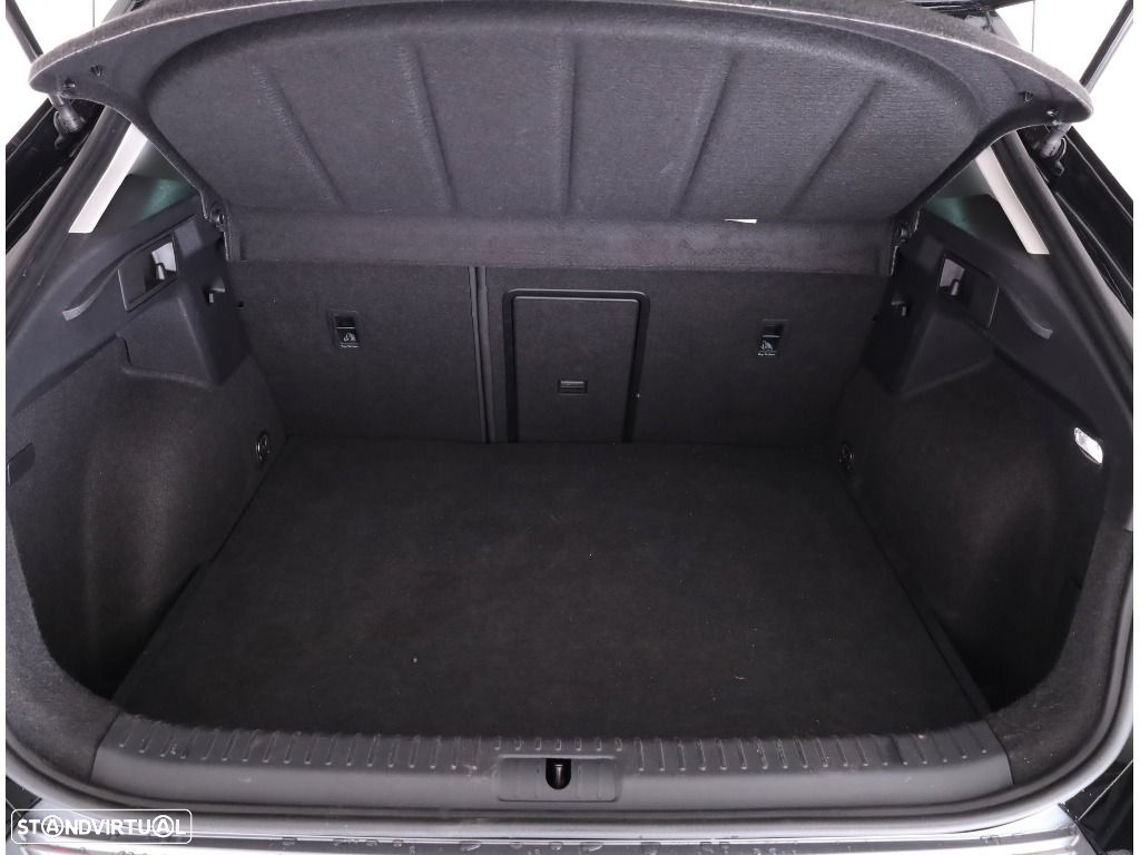 Cupra Formentor 1.4 e-Hybrid DSG - 26