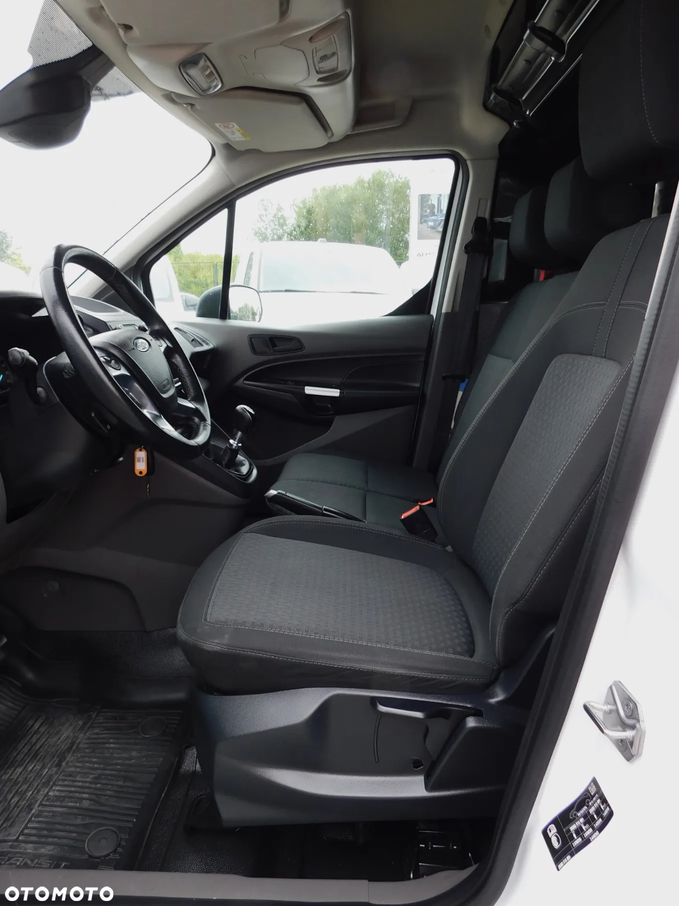 Ford Transit Connect - 7