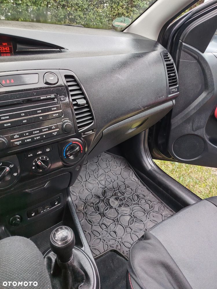 Hyundai i20 - 8