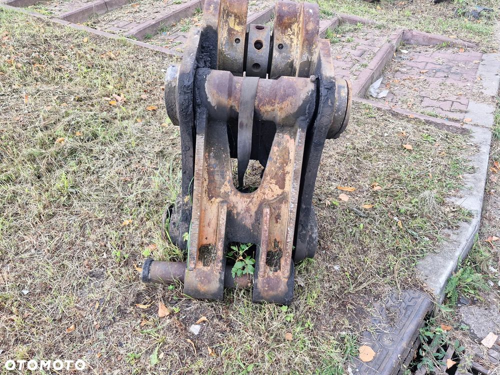 Szybkozłącze hydrauliczne do koparki - 2