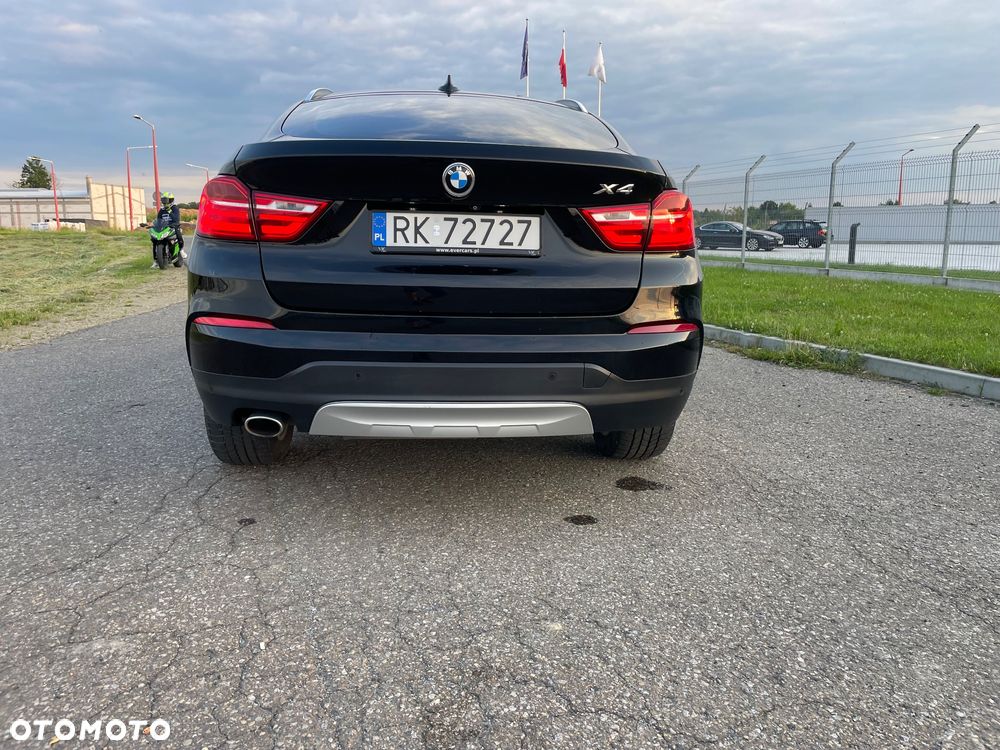 BMW X4 xDrive20d xLine - 6