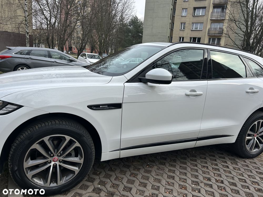 Jaguar F-Pace 2.0 i4D AWD R-Sport - 8