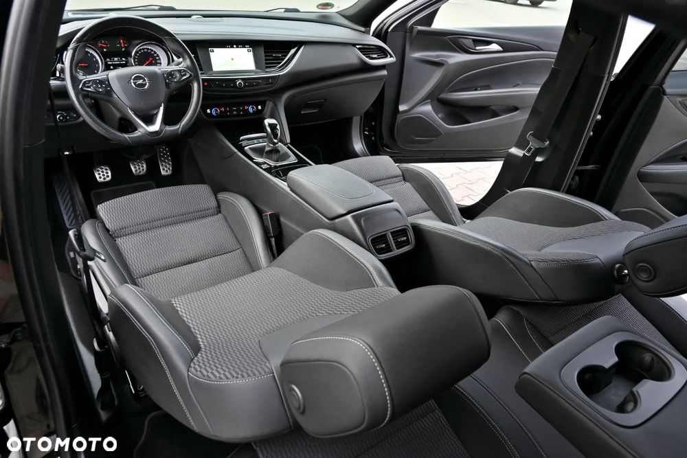 Opel Insignia 1.5 T Innovation S&S - 36