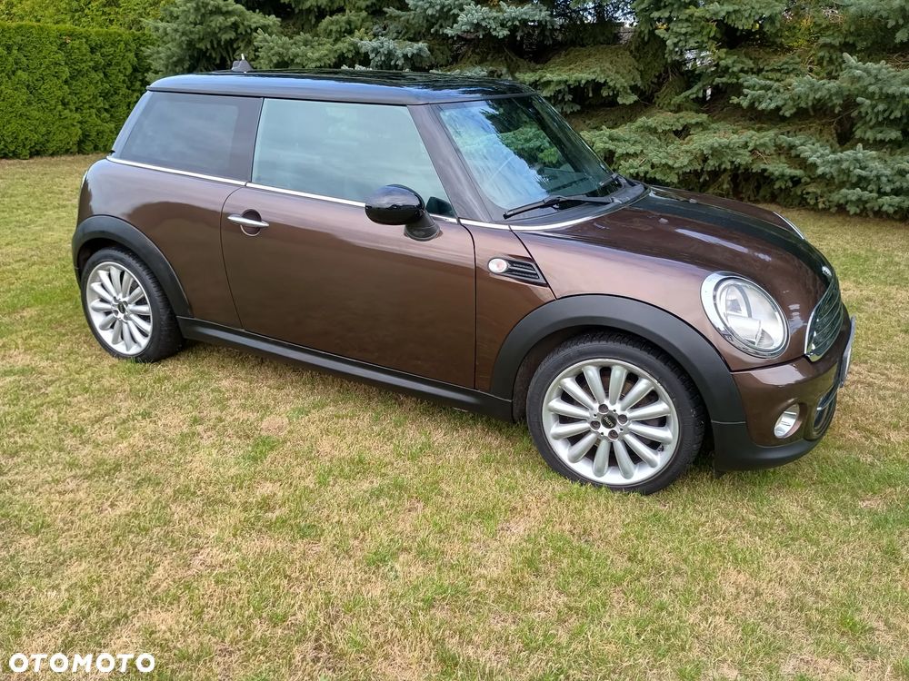 MINI Cooper Standard - 2